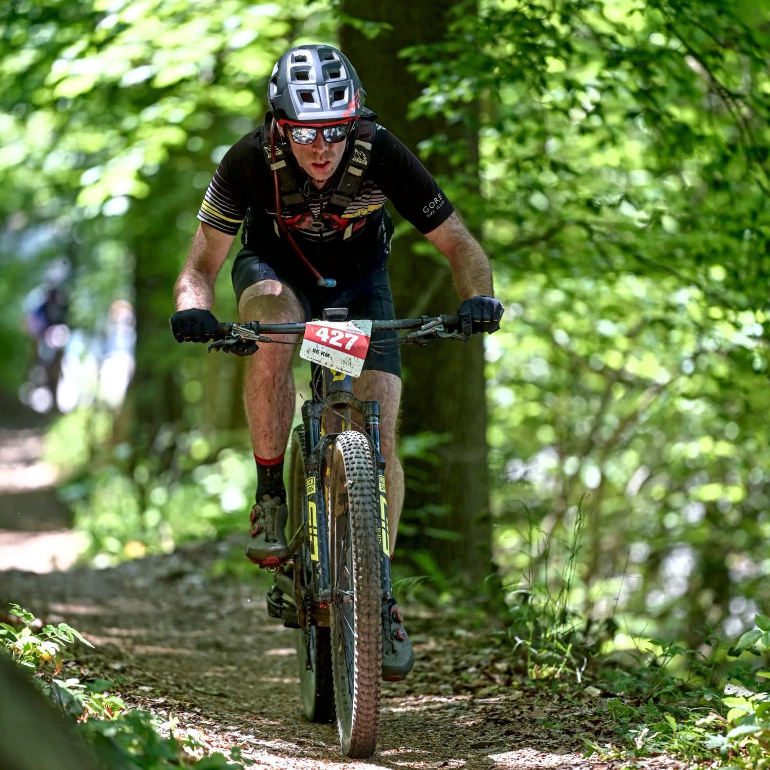 Geert op de mountainbike in de Ardennen